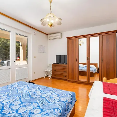 Ksenija Apartman